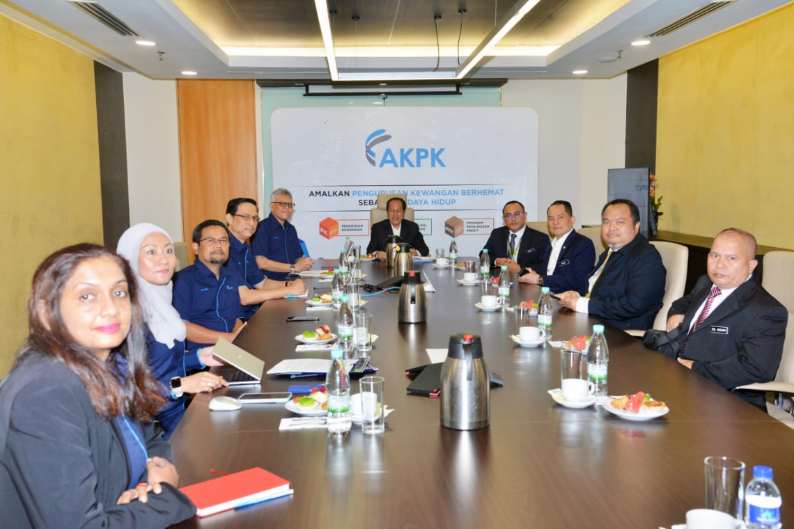 Sesi Kunjungan Rasmi Ke AKPK